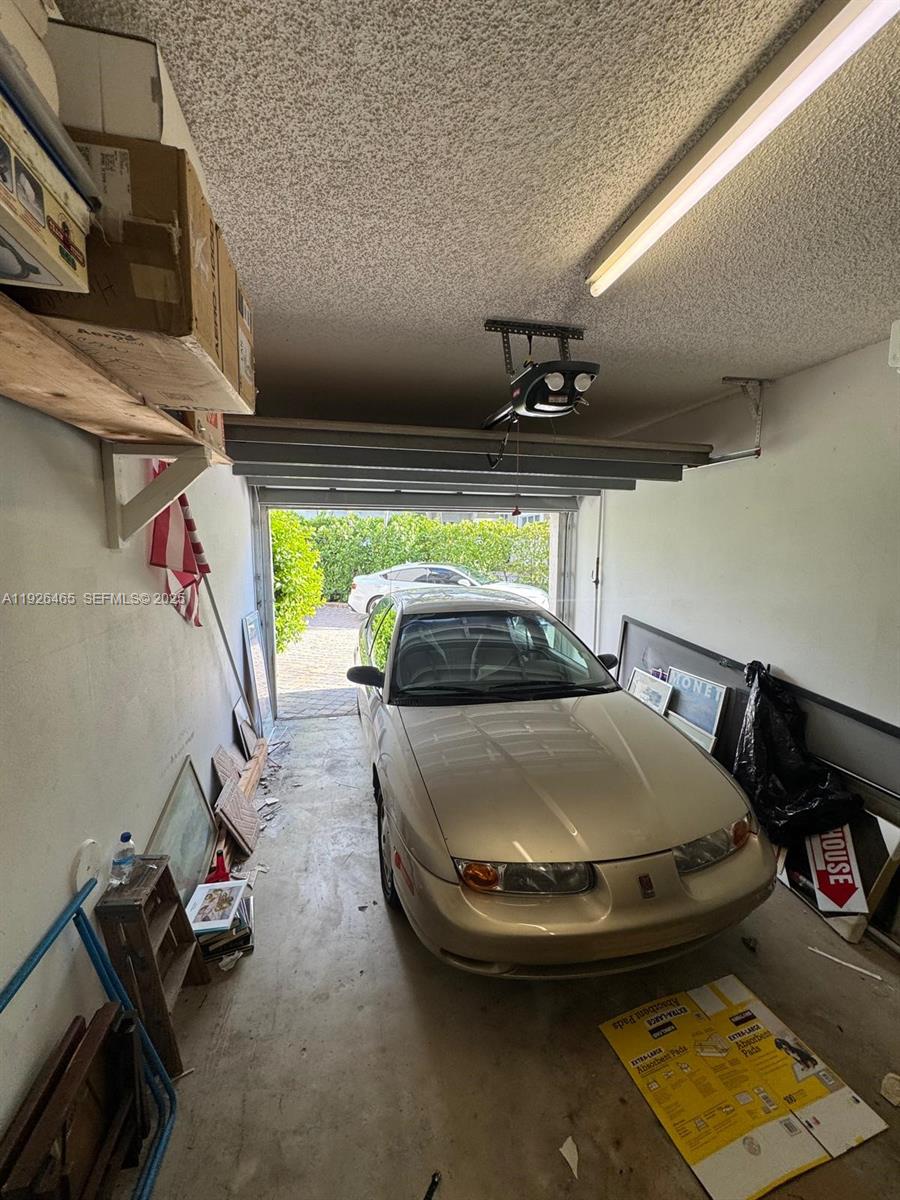 1222 Hillsboro Mile 15