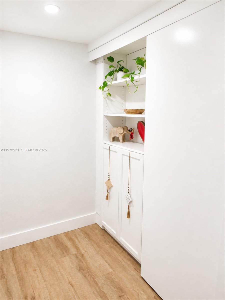 CYPRESS PARK CONDO - Residential
