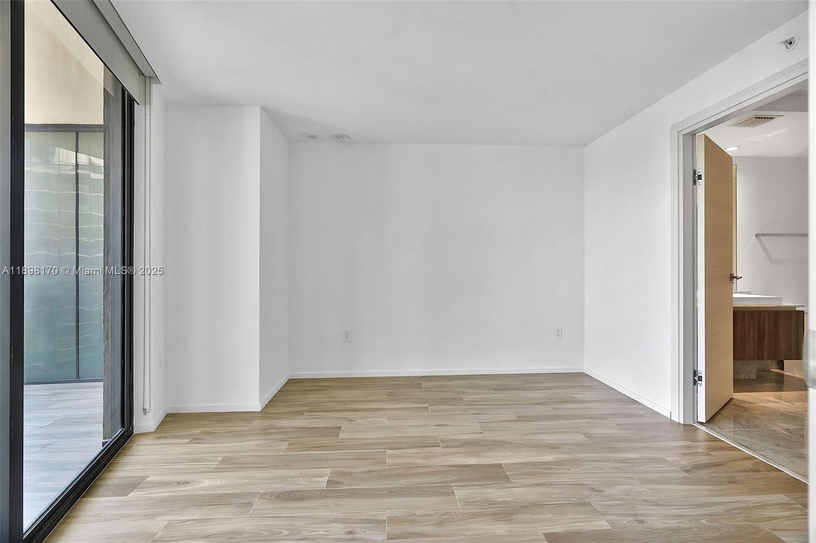 801 SMA RESIDENCES CONDO - Residential Lease