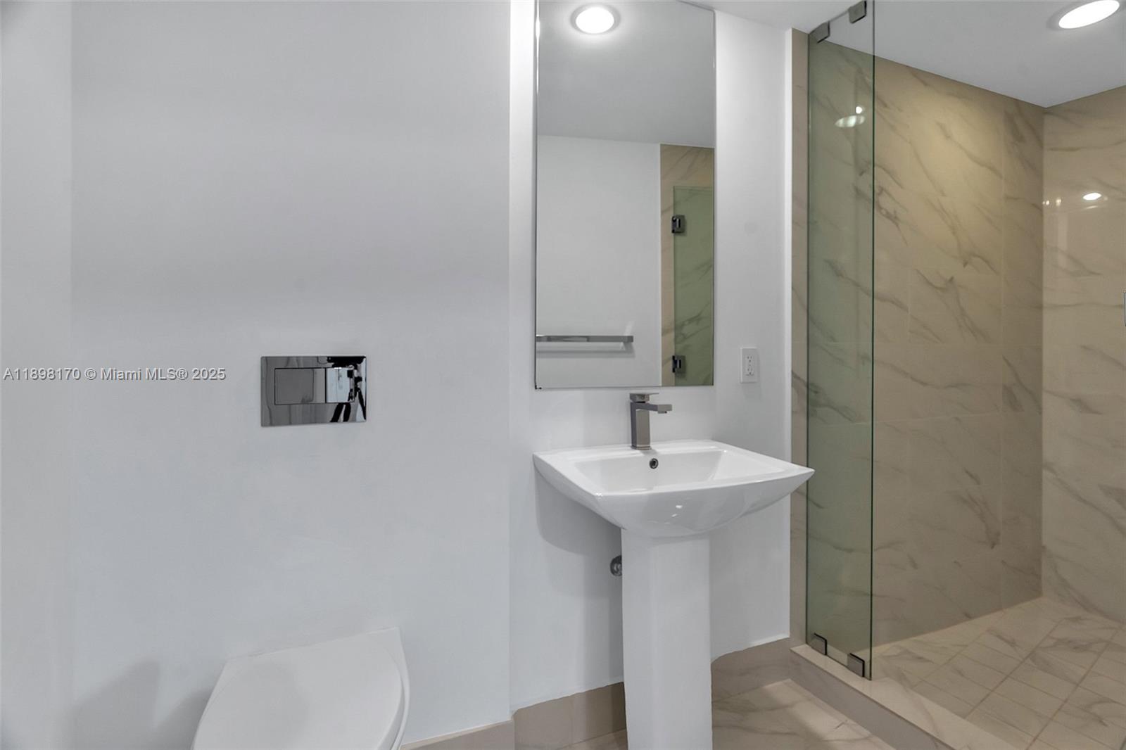 801 SMA RESIDENCES CONDO - Residential Lease