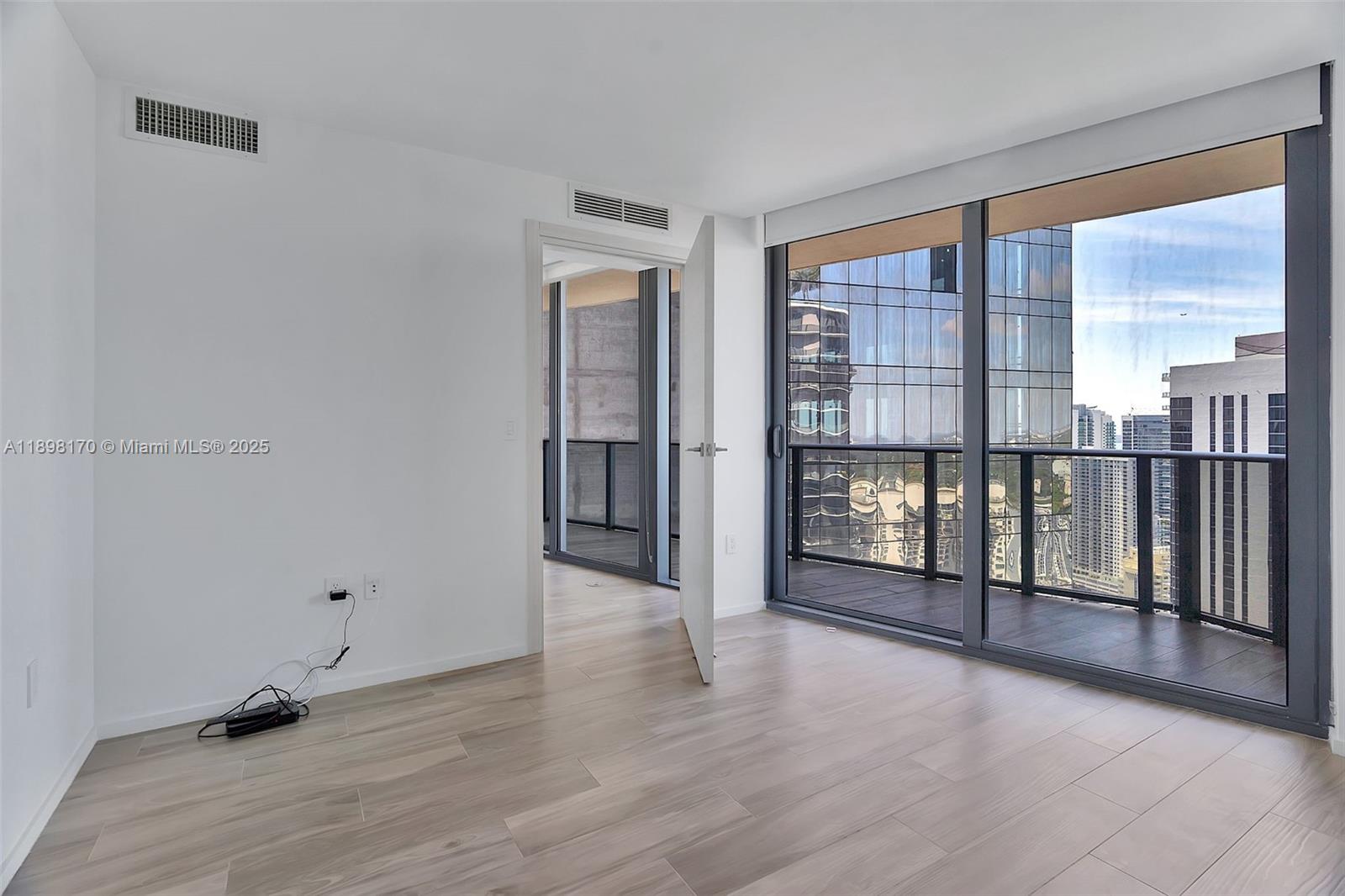 801 SMA RESIDENCES CONDO - Residential Lease