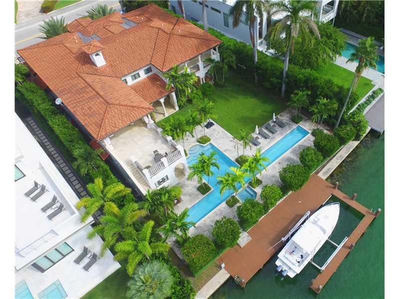 BAY HARBOR ISLAND - Residential