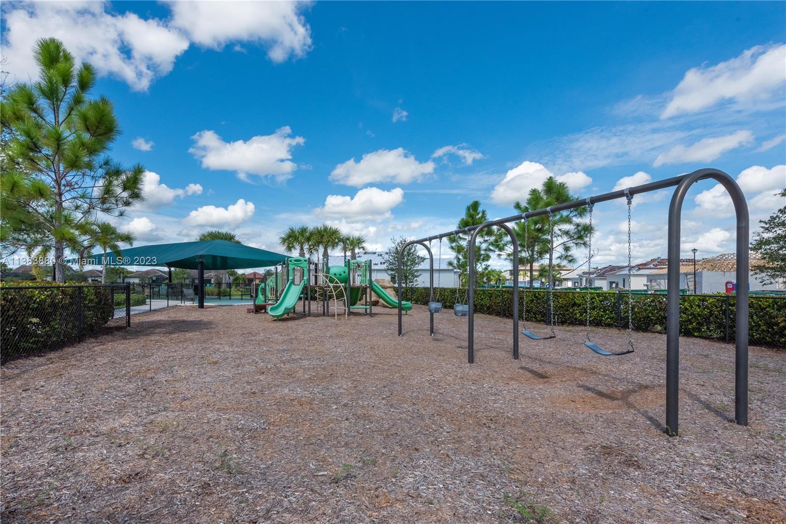VERANDA GARDENS - Residential