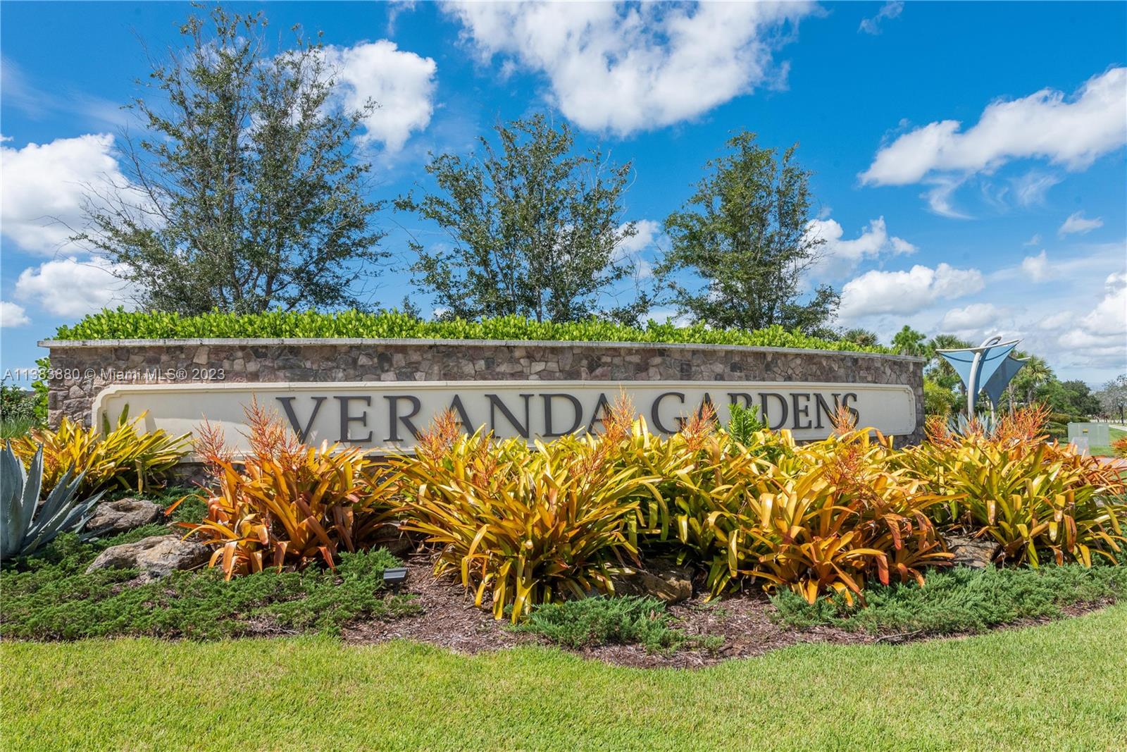 VERANDA GARDENS - Residential
