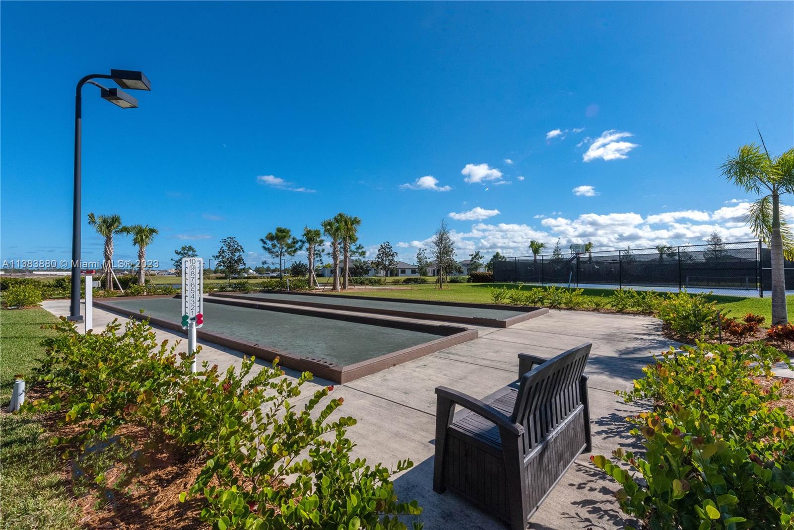 VERANDA GARDENS - Residential