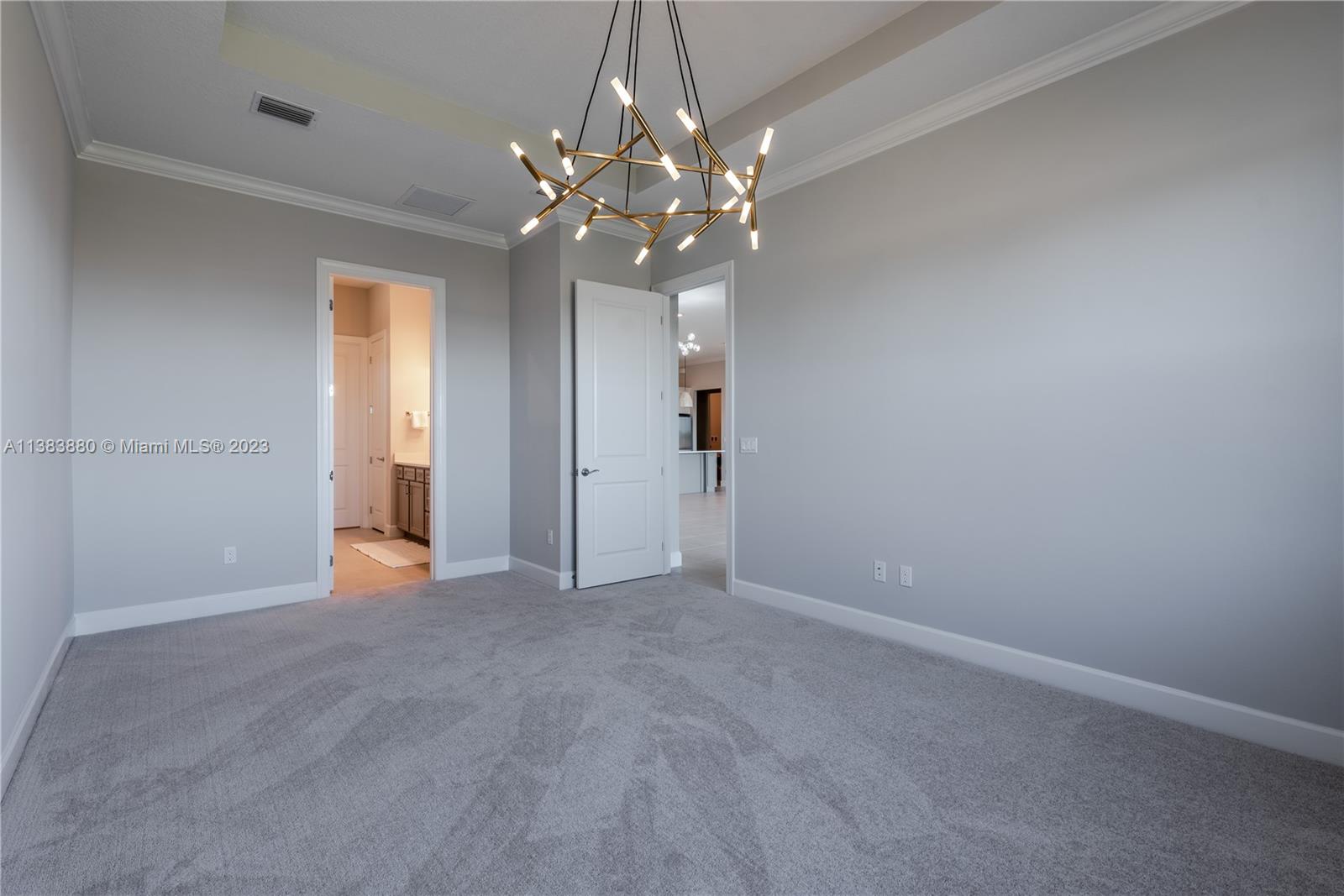 VERANDA GARDENS - Residential