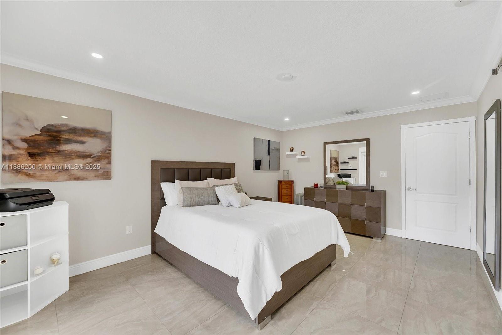 VANDERBILT PARK AMD PL - Residential