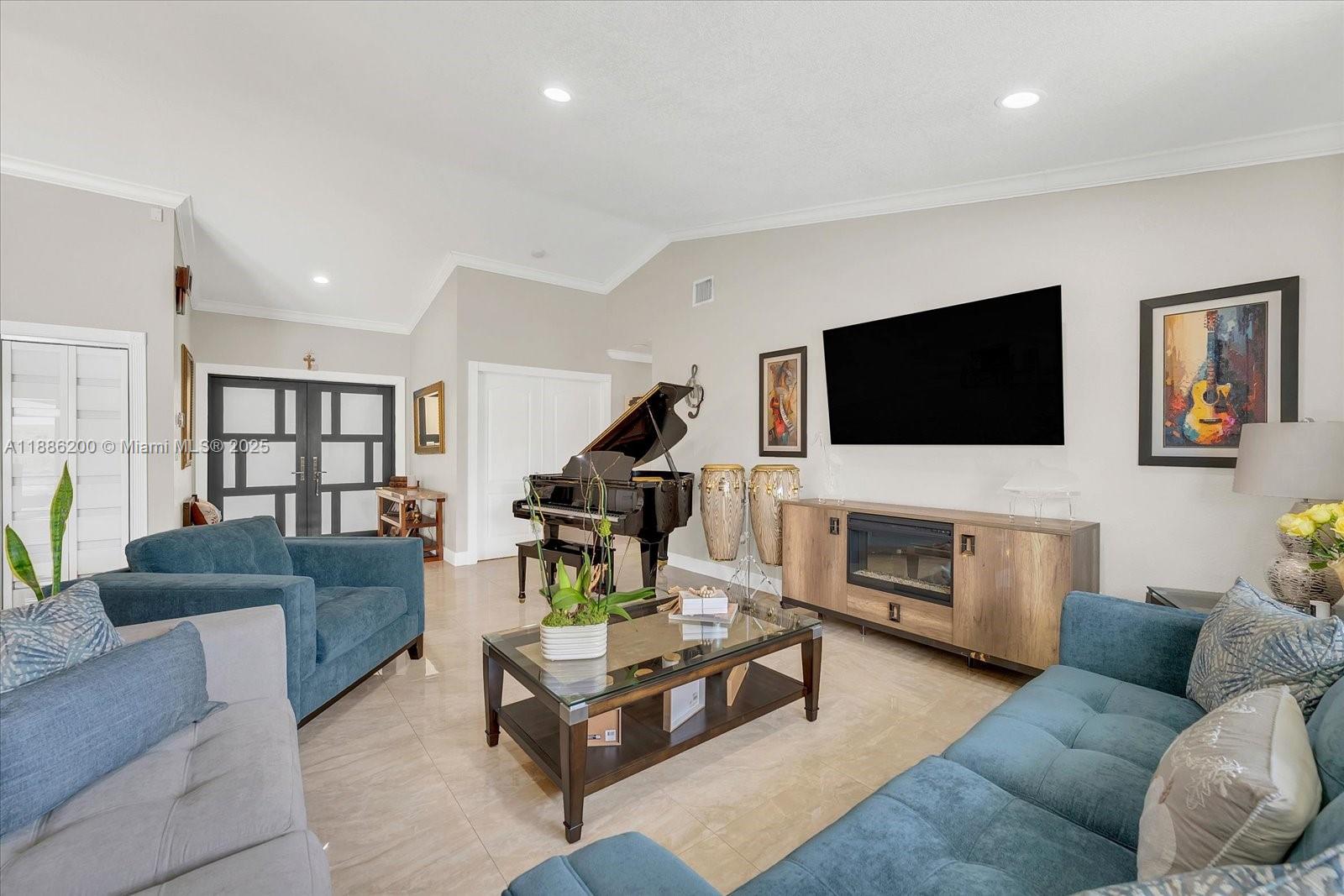 VANDERBILT PARK AMD PL - Residential