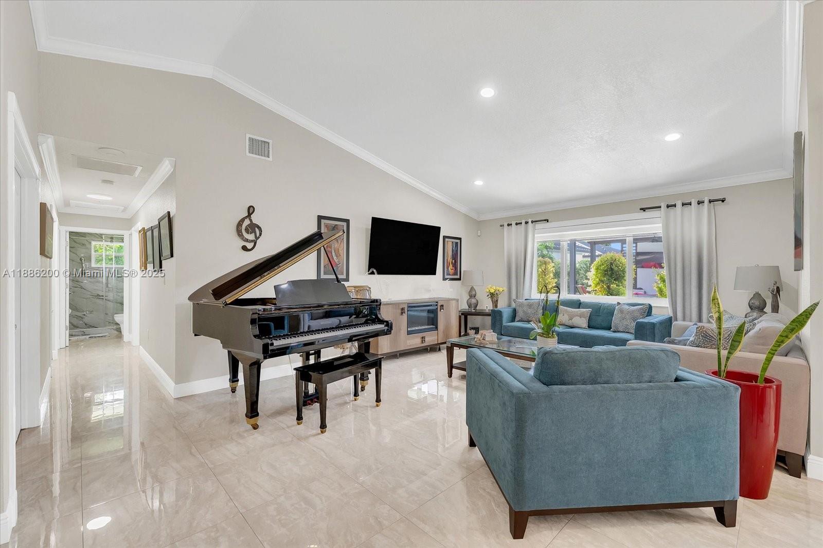 VANDERBILT PARK AMD PL - Residential