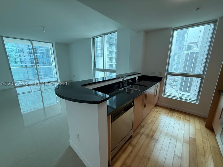 Photo 1 of 15 — 300 S Biscayne Blvd T-3301, Miami, FL 33131