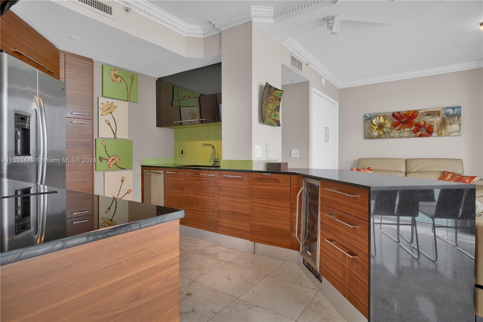 BLUE DIAMOND CONDO - Residential