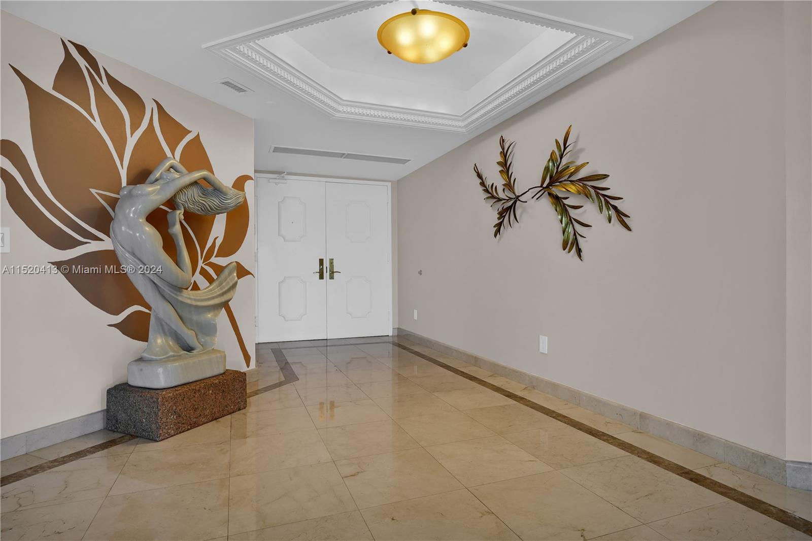 BLUE DIAMOND CONDO - Residential