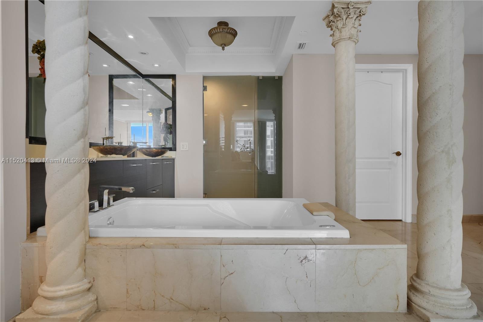 BLUE DIAMOND CONDO - Residential