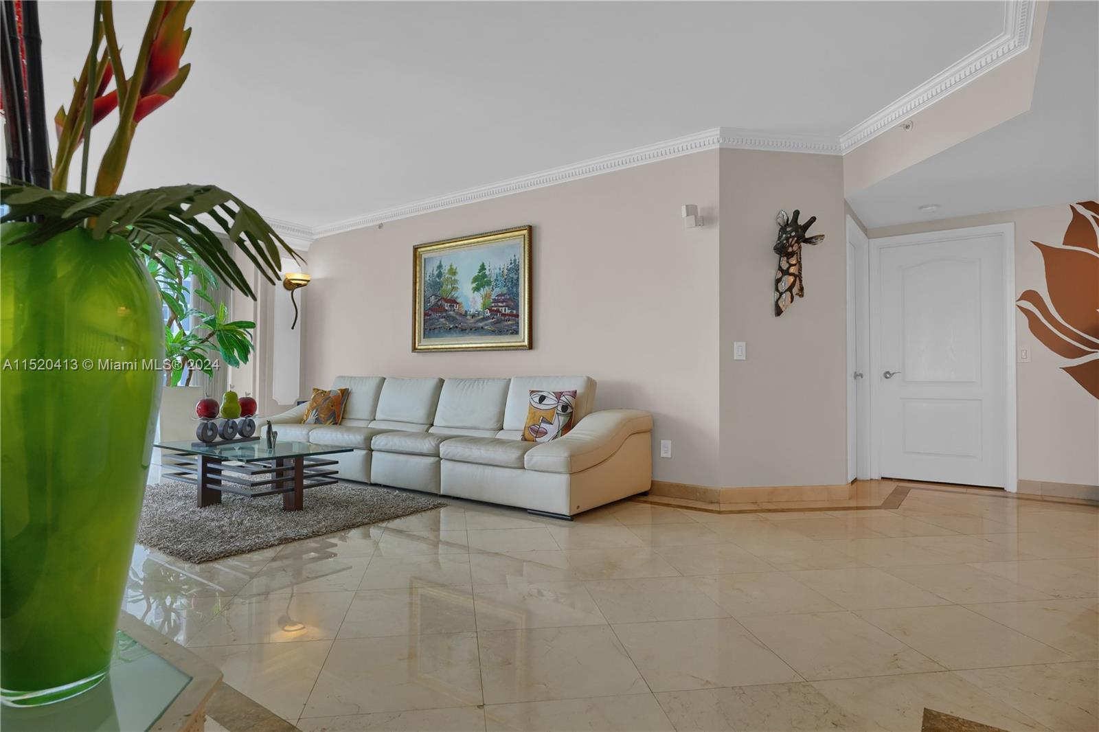 BLUE DIAMOND CONDO - Residential