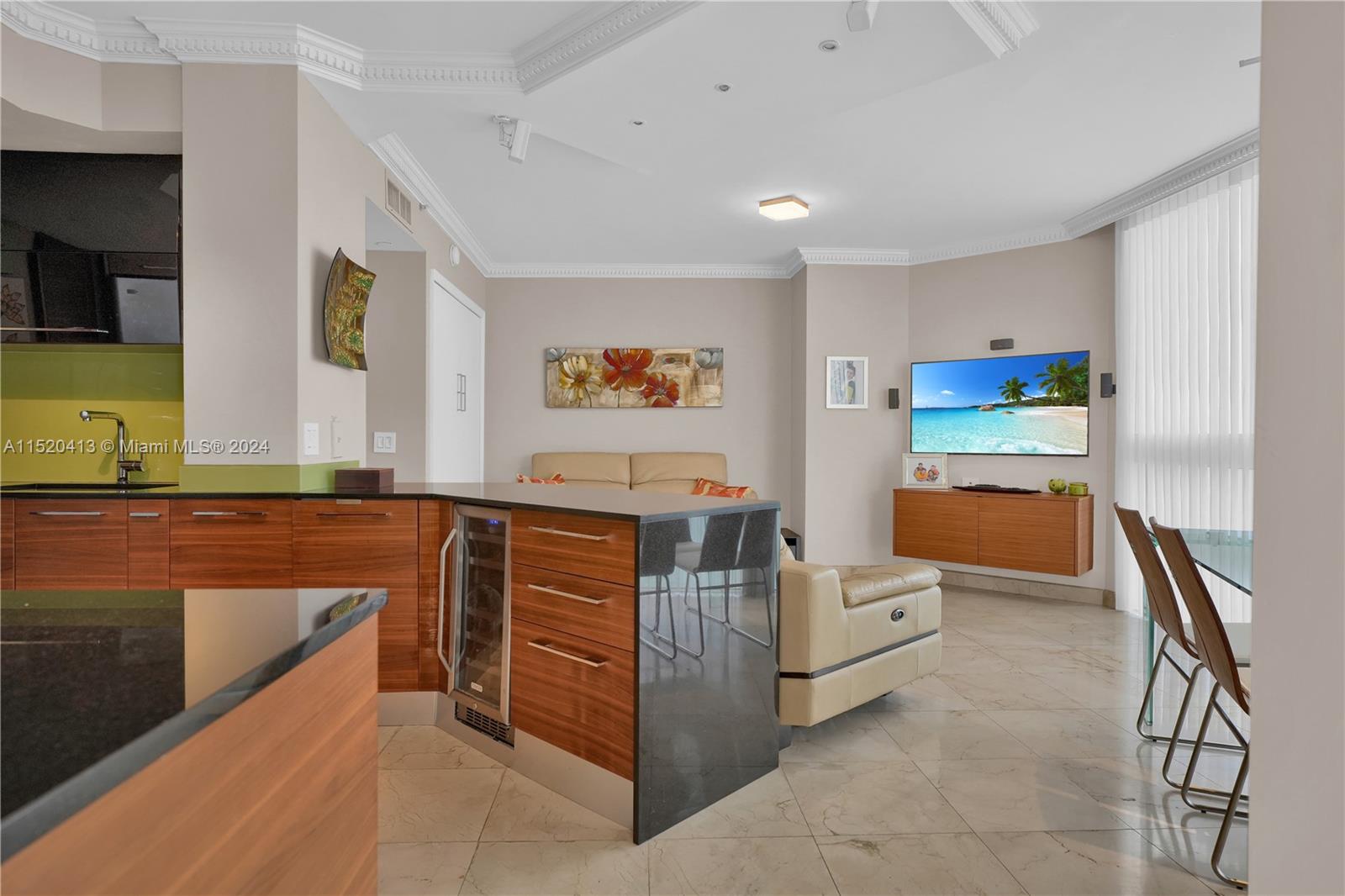 BLUE DIAMOND CONDO - Residential