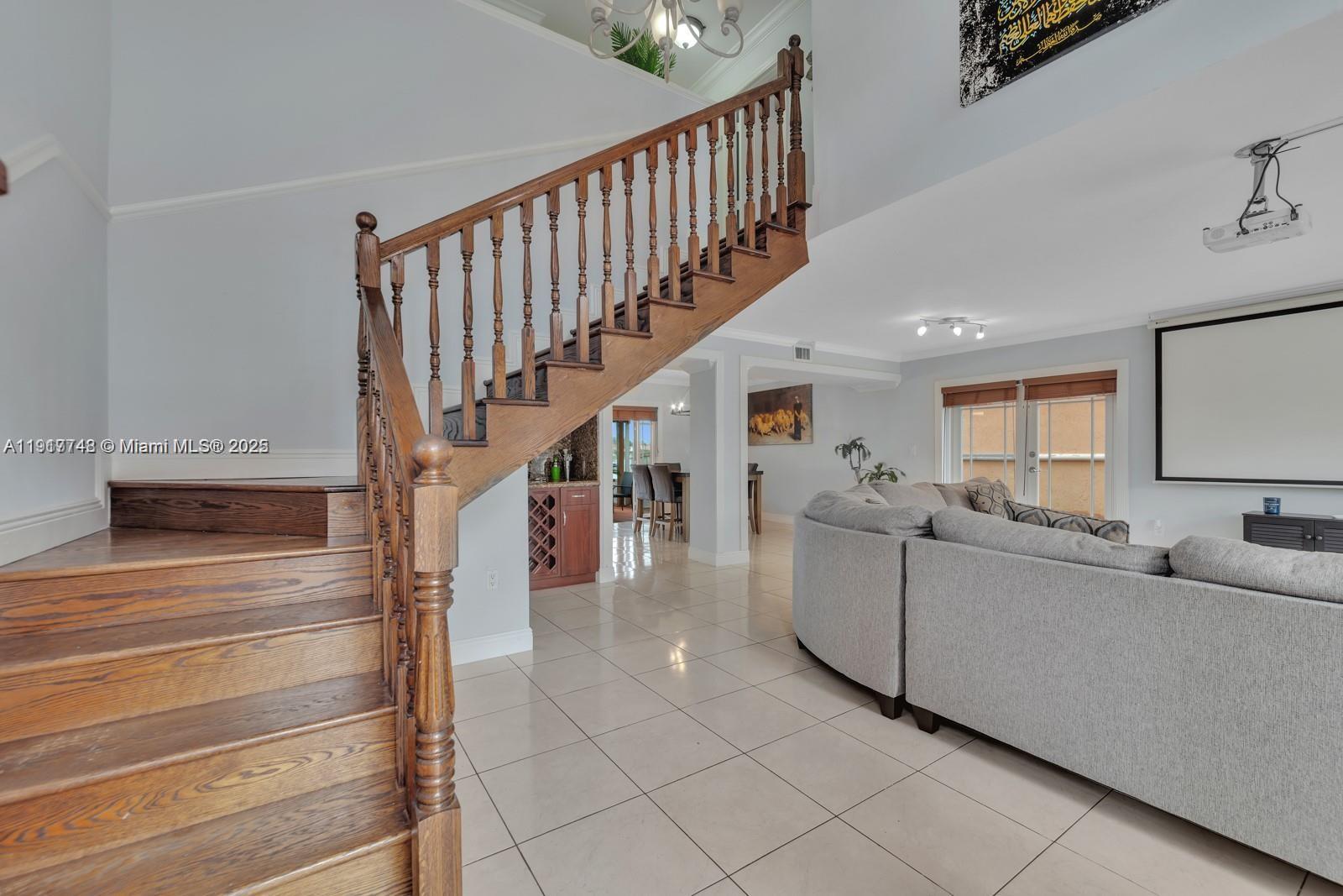 LAKE POINTE - Residential