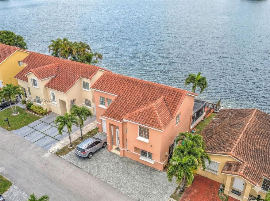 Amazing House on unique location 2 Story with super long lake views featuring 4 bedrooms and 2.5 baths. Beautiful private huge waterfront wood deck for entertaining while enjoying the wonderful views, BBQ, or go kayaking. Location!!.. Close To FIU, Dolphin Mall and International Mall, A Public and private schools, easy access to the Turnpike. Lake Pointe clubhouse with community pool.