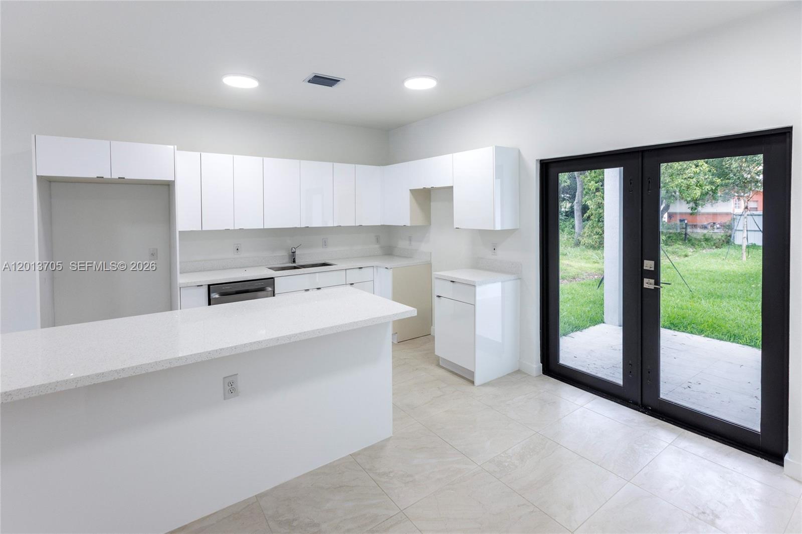 HIALEAH HEIGHTS - Residential