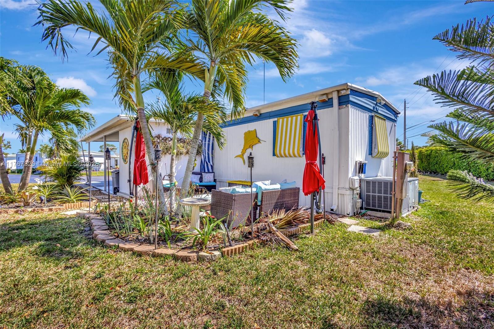 JAMAICA BAY MOBILE HOME C - Residential