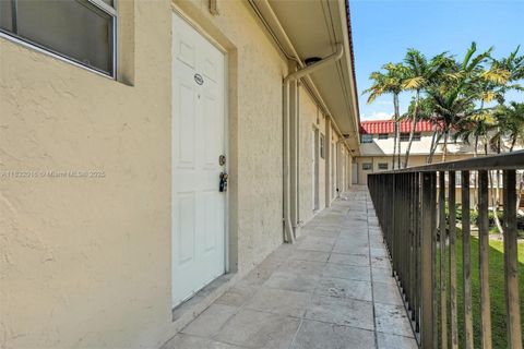 Photo of 8650 SW 67th Ave #1025, Pinecrest, FL 33156 (MLS # A11832016)