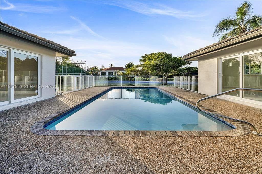 RUNNING BROOK HILLS - Residential