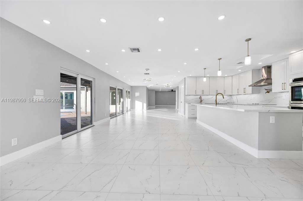 RUNNING BROOK HILLS - Residential