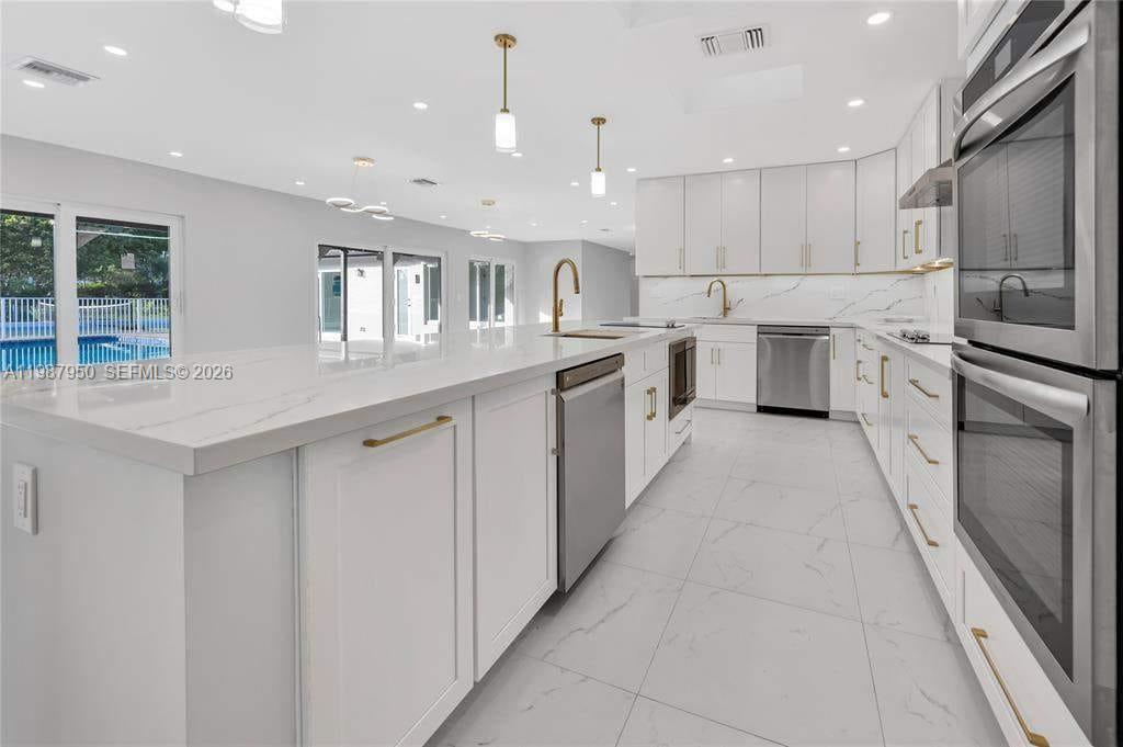 RUNNING BROOK HILLS - Residential