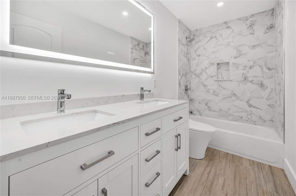 RUNNING BROOK HILLS - Residential