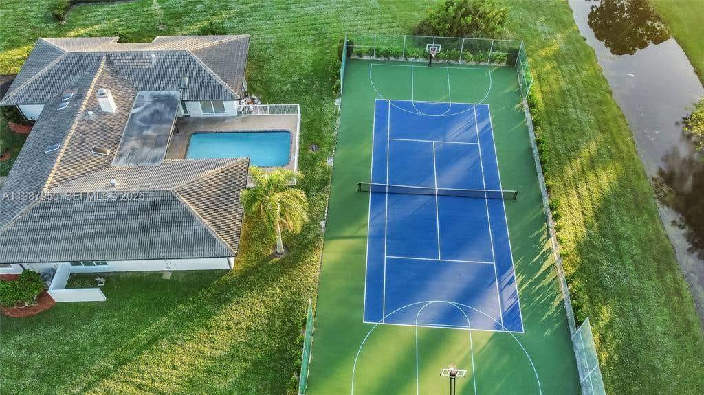 RUNNING BROOK HILLS - Residential