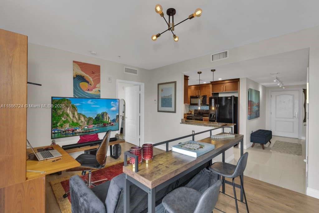 BRICKELL WAY CONDO - Residential