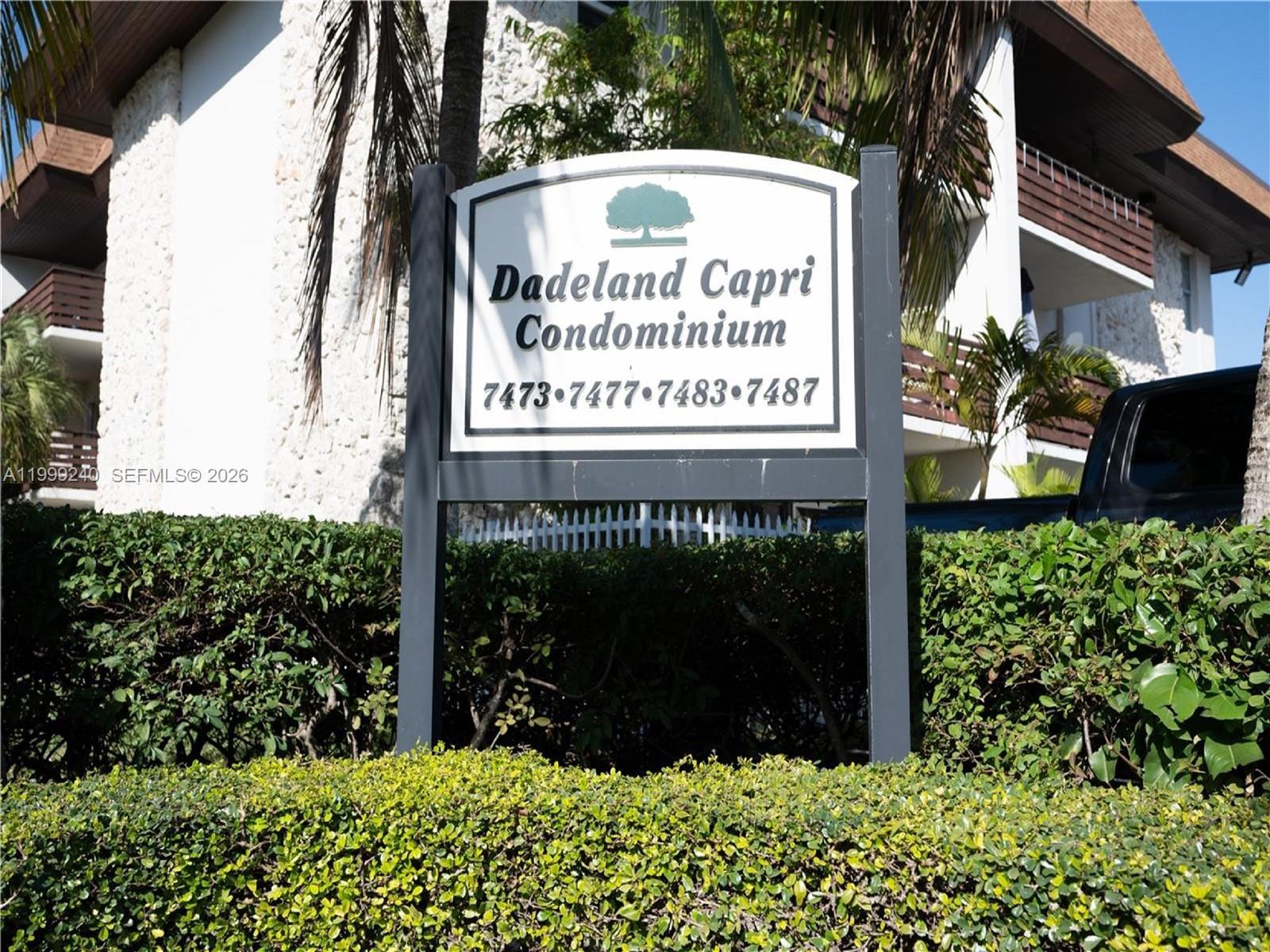 DADELAND CAPRI CONDO - Residential