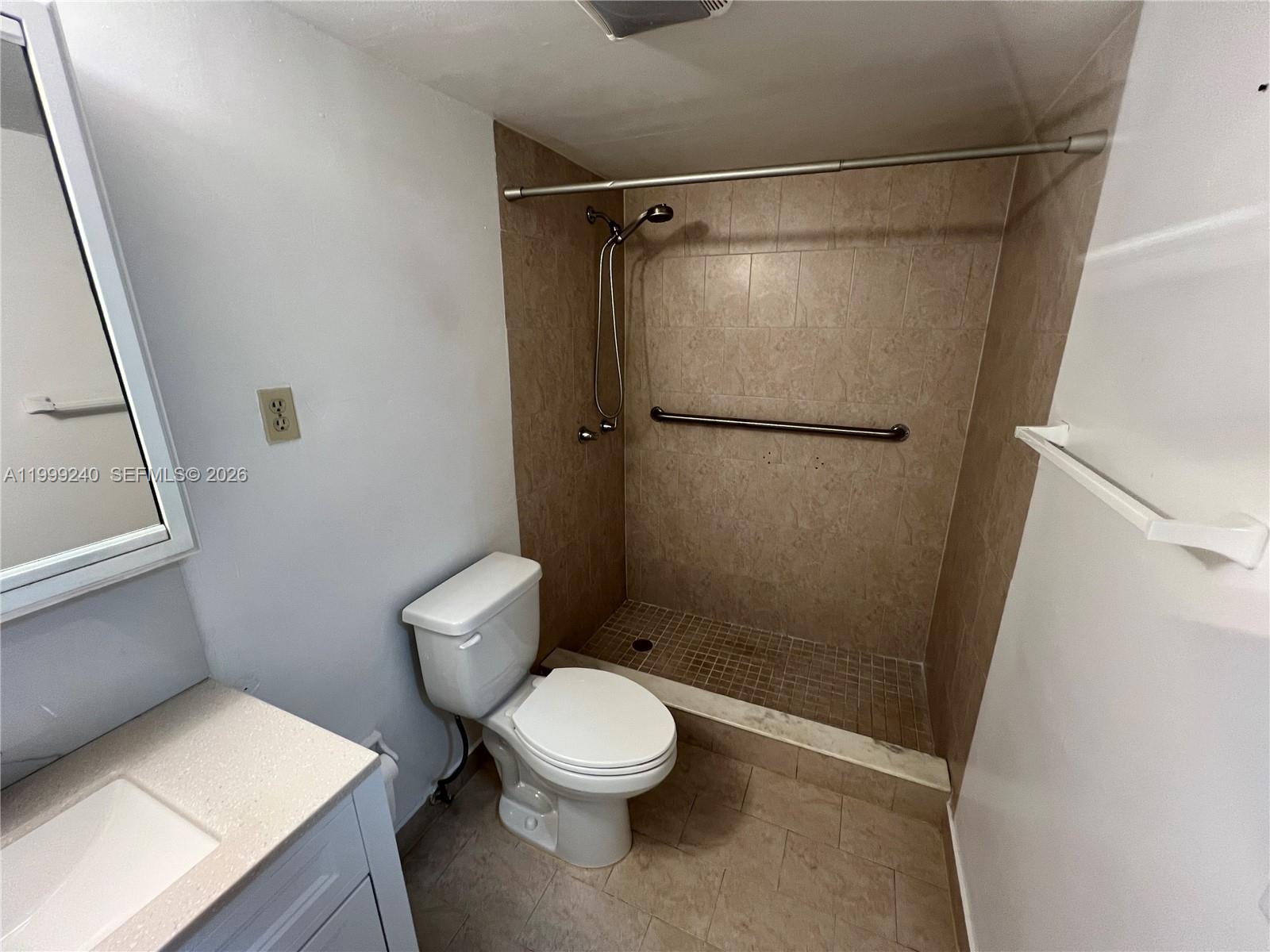 DADELAND CAPRI CONDO - Residential