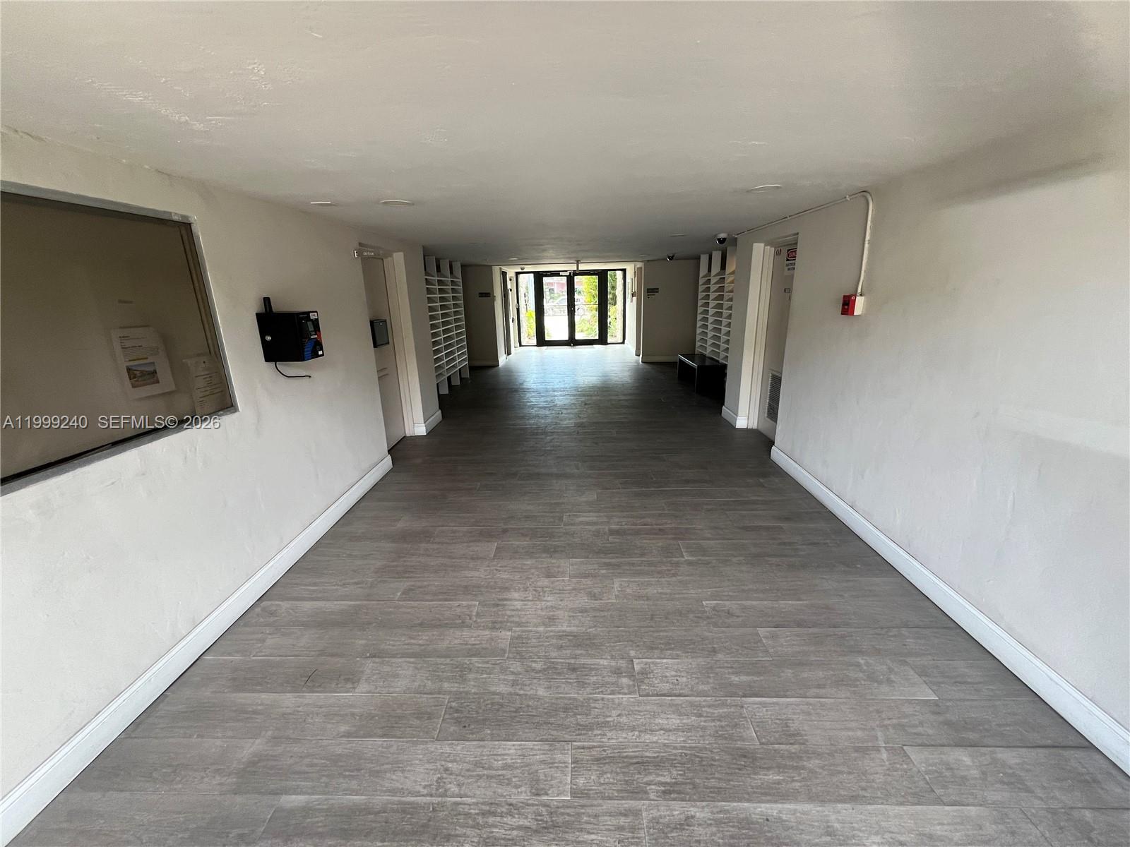 DADELAND CAPRI CONDO - Residential