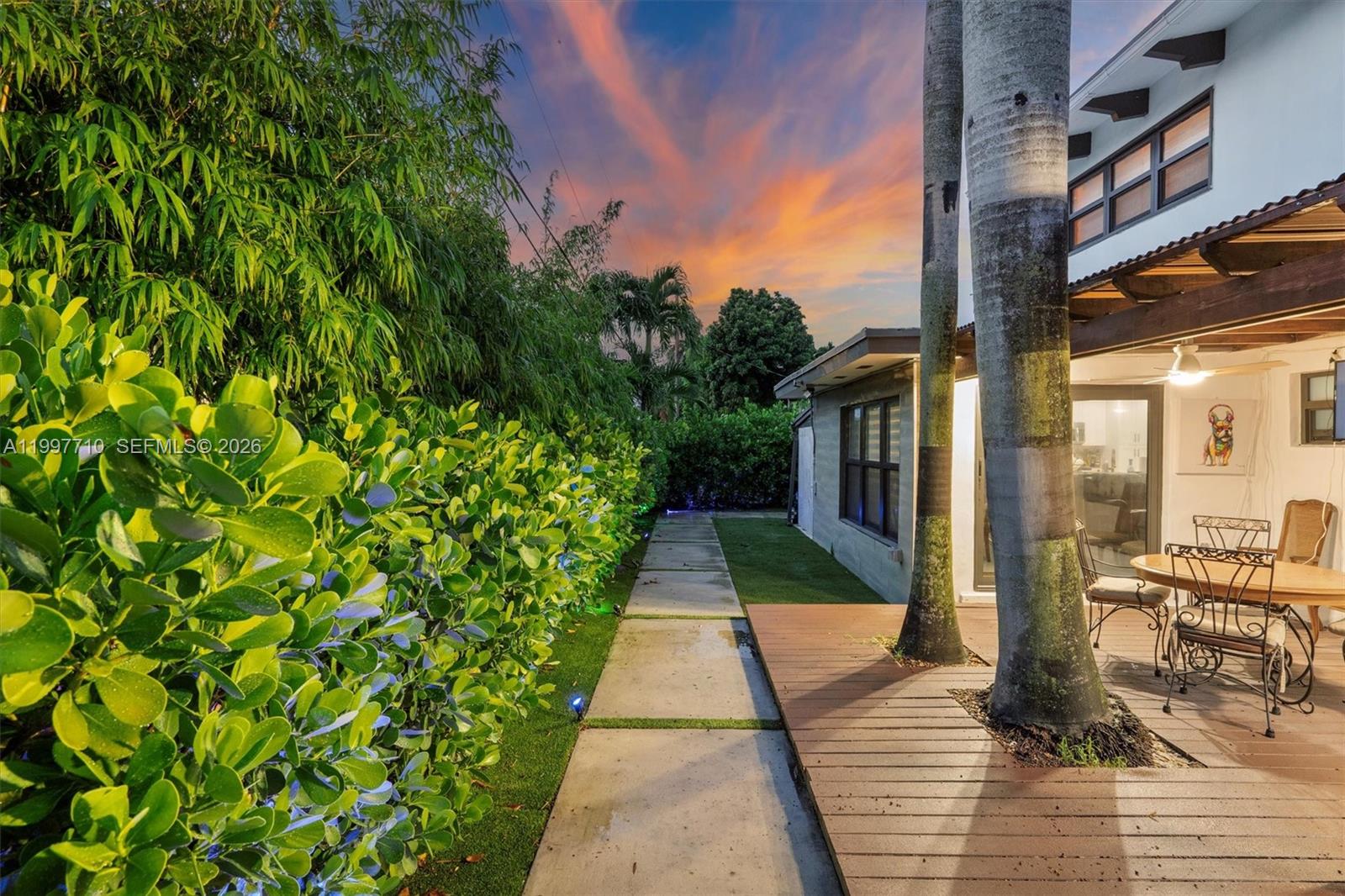 CORAL WOODS - Residential