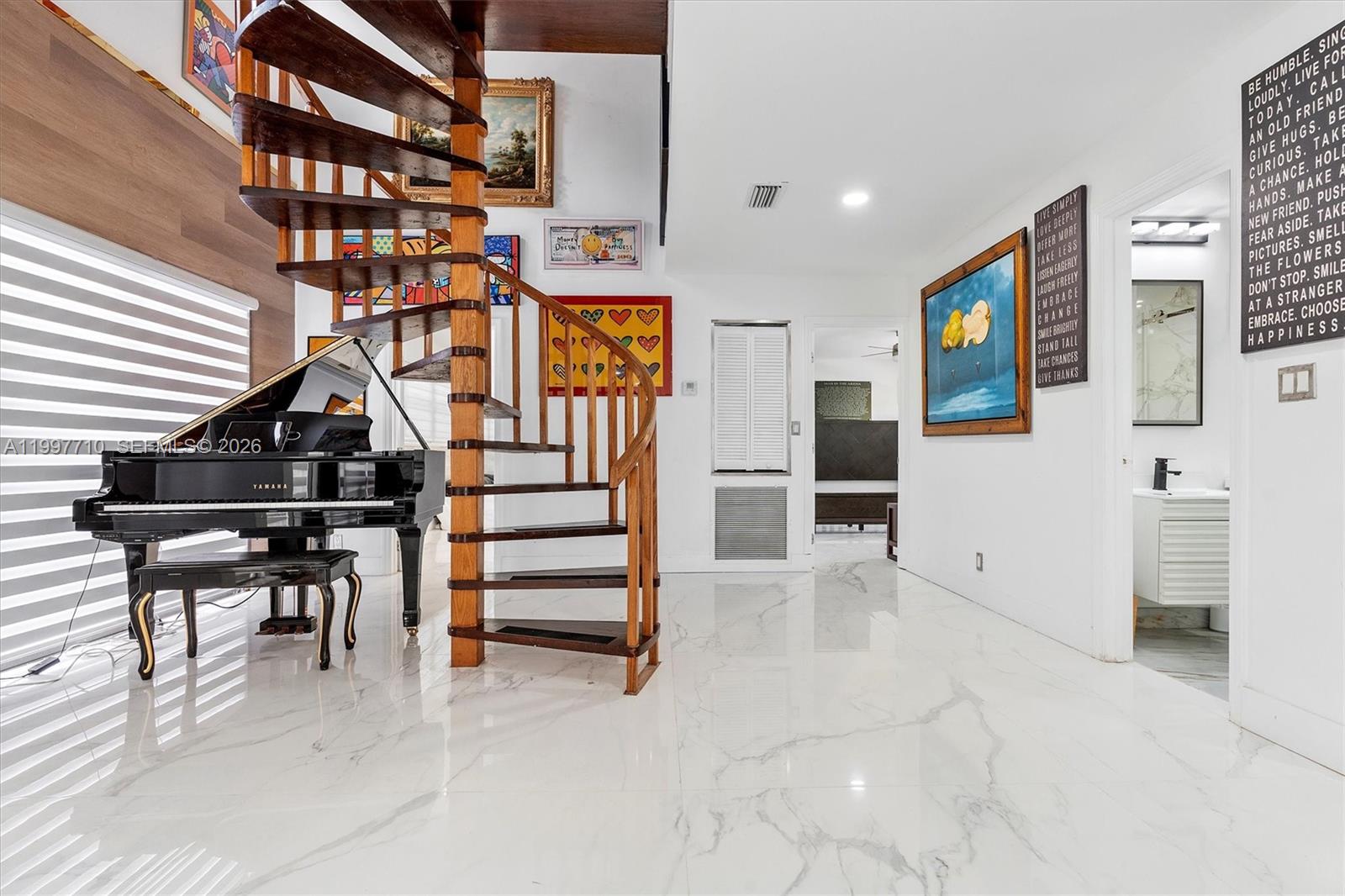 CORAL WOODS - Residential