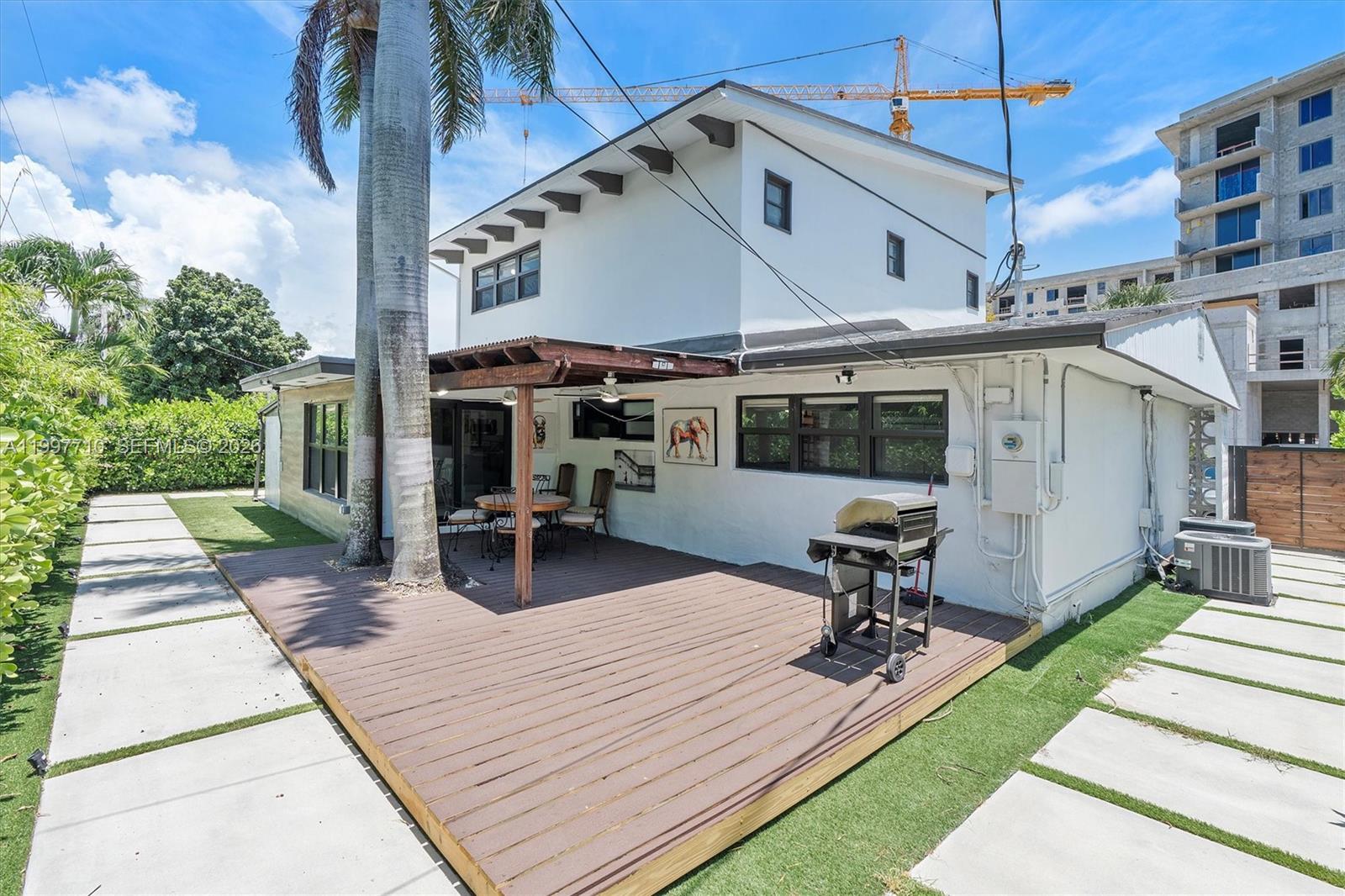 CORAL WOODS - Residential