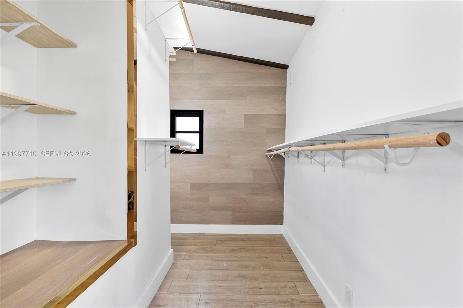 CORAL WOODS - Residential