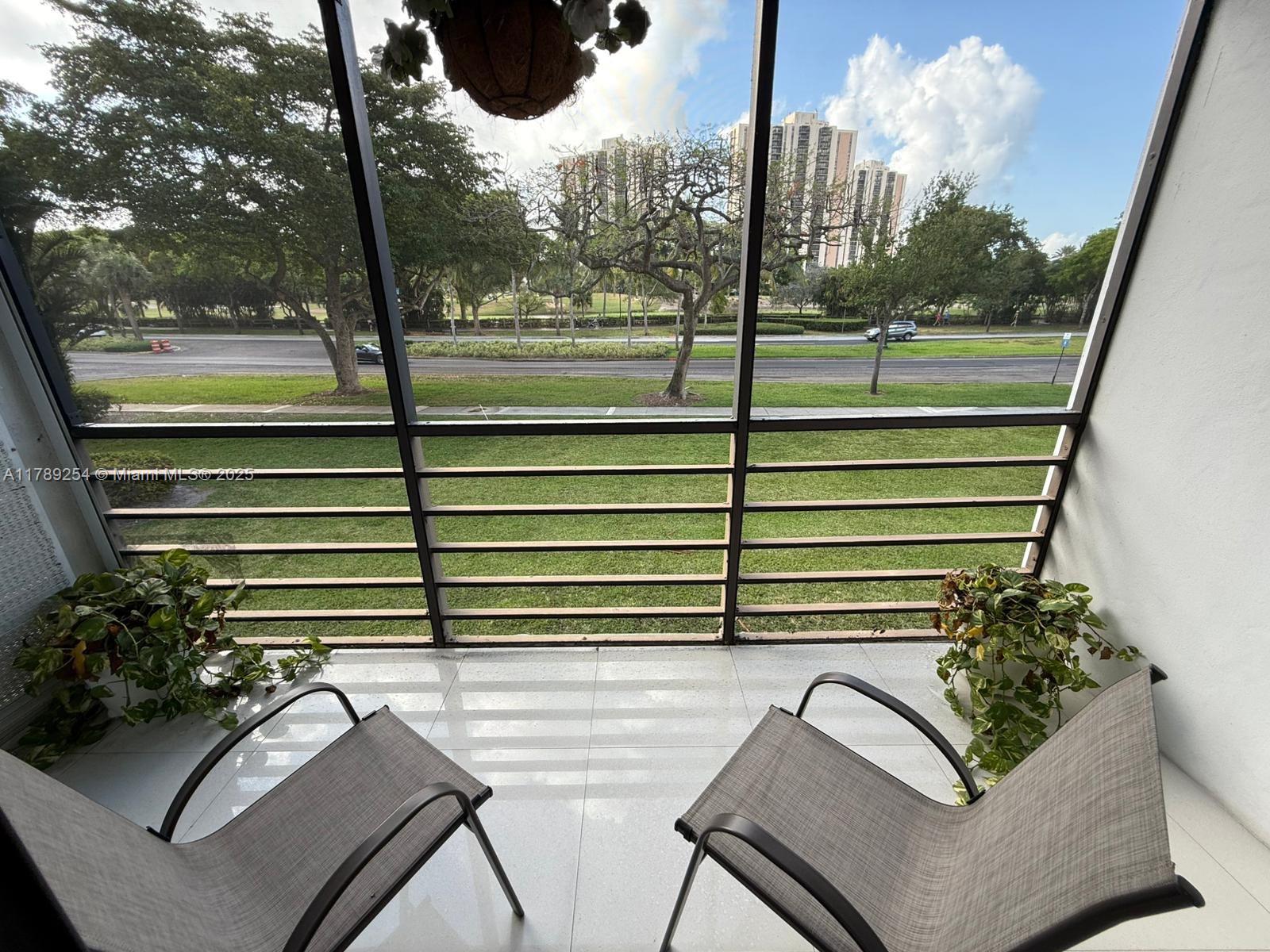 Rental Property at 20500 W Country Club Dr 217, Aventura, Miami-Dade County, Florida - Bedrooms: 1 
Bathrooms: 2  - $1,850 MO.