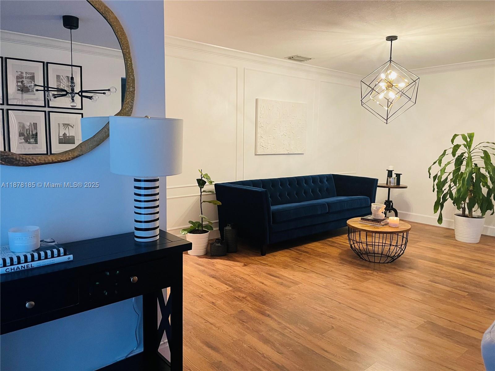 OAK PARK ESTATES SEC 1 - Residential