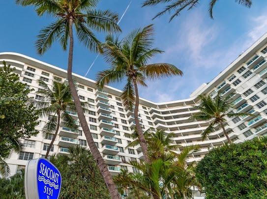 5161 Collins Ave 1208