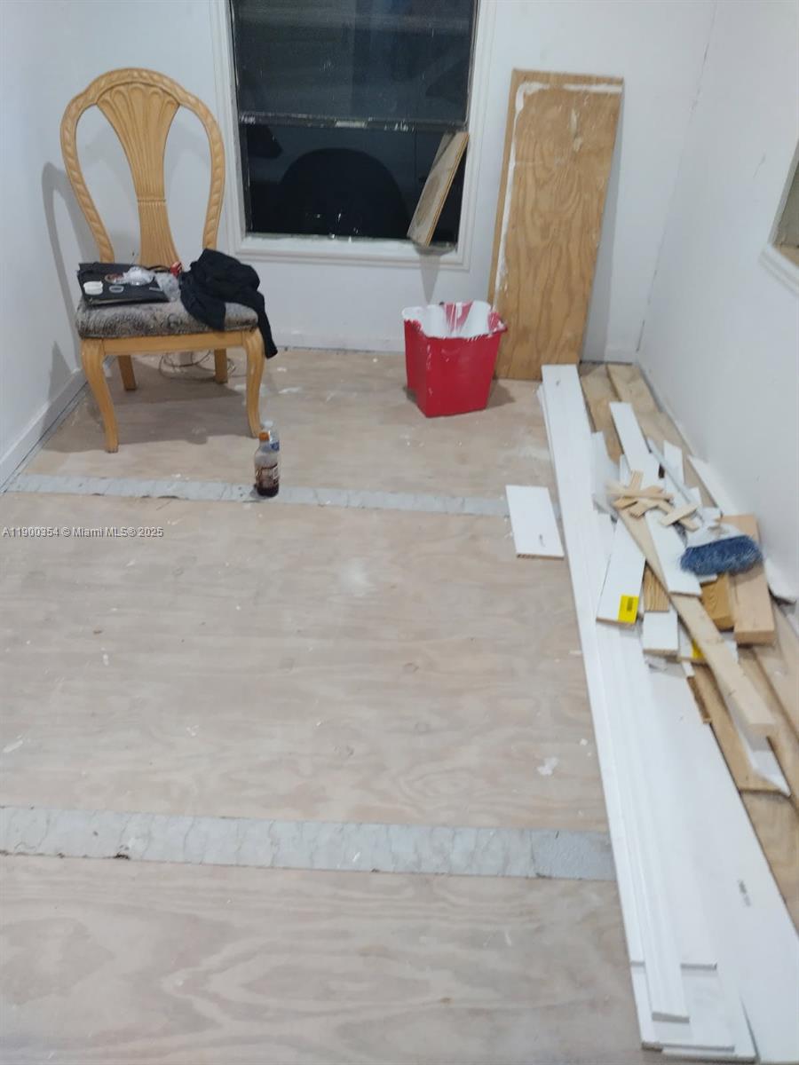 EDGEWOOD PARK - Residential