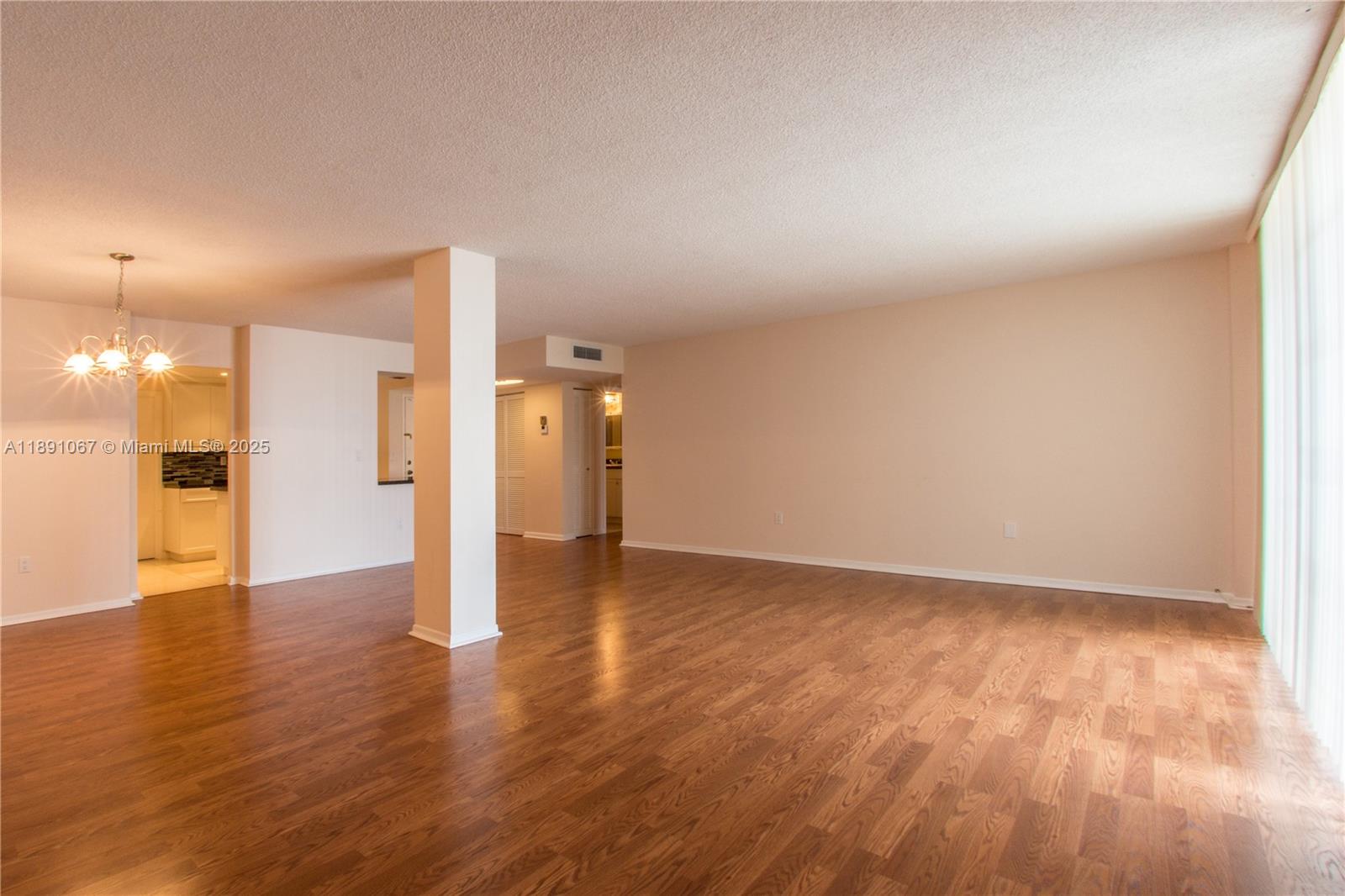 PLAZA TOWERS NORTH CONDO - Residential Lease