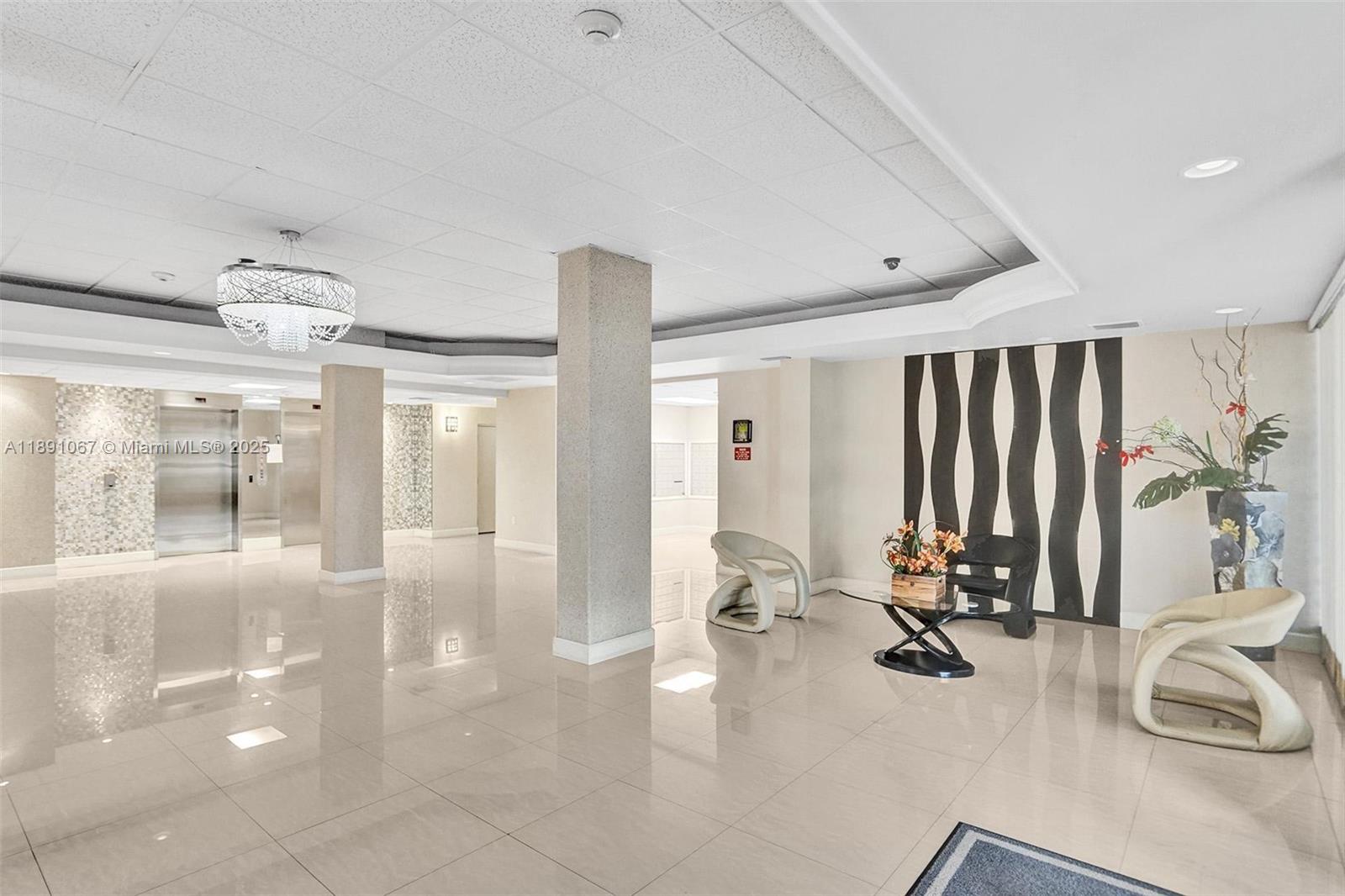 PLAZA TOWERS NORTH CONDO - Residential Lease