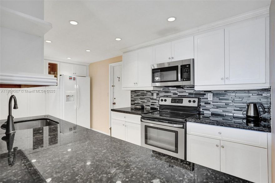 Stunning Intracoastal Views – Largest Floor Plan in the Building! Beautifully renovated unit offering breathtaking Intracoastal views from every angle. The open-concept layout features a modern kitchen & expansive living and dining areas. You'll love the oversized master suite with a spacious walk-in closet and an upgraded bathroom. This highly sought-after building is beautifully updated, 24/7 security within a gated community. Amenities include a heated pool overlooking the intracoastal, billiards, gym, sauna. Ideally located near premier shopping, top-rated restaurants, Gulfstream Village, casinos, and just 15 minutes from the airport, this is the perfect place to call home. We’re seeking a long-term tenant ready to enjoy the best of waterfront living!