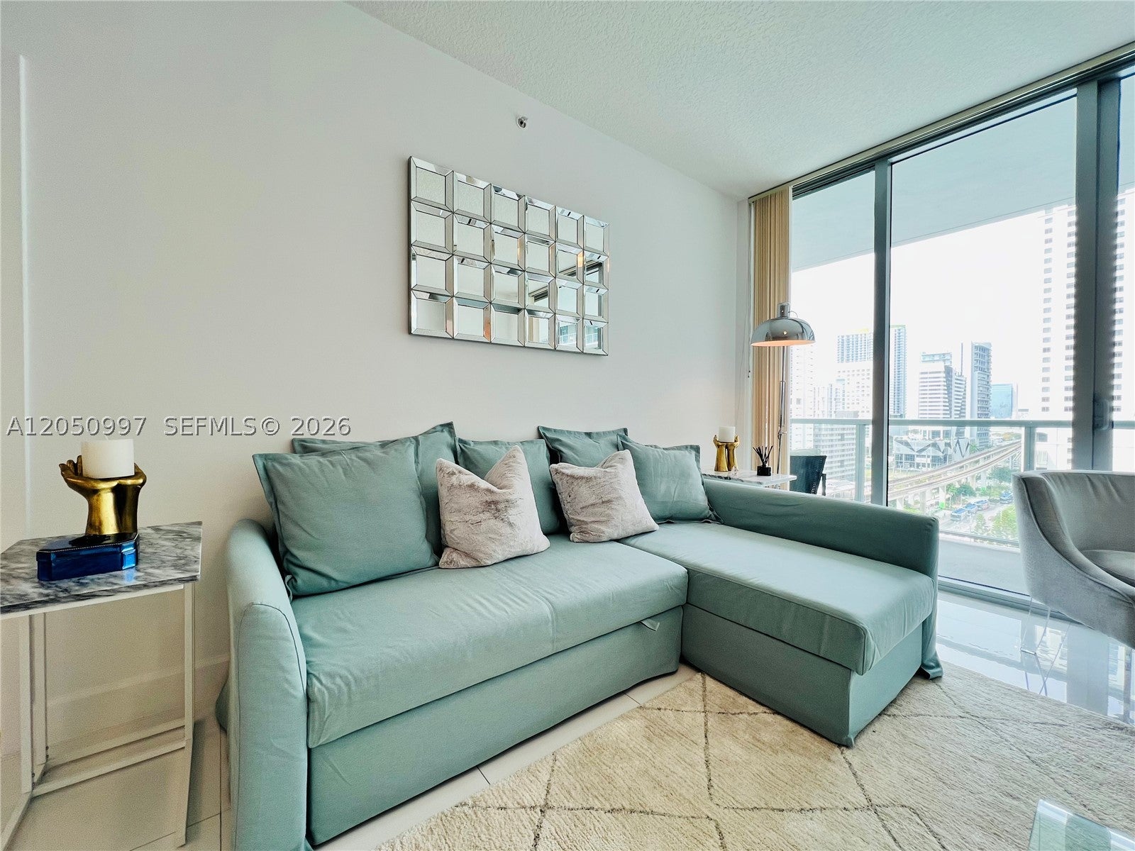 79 SW 12th St 1510-S