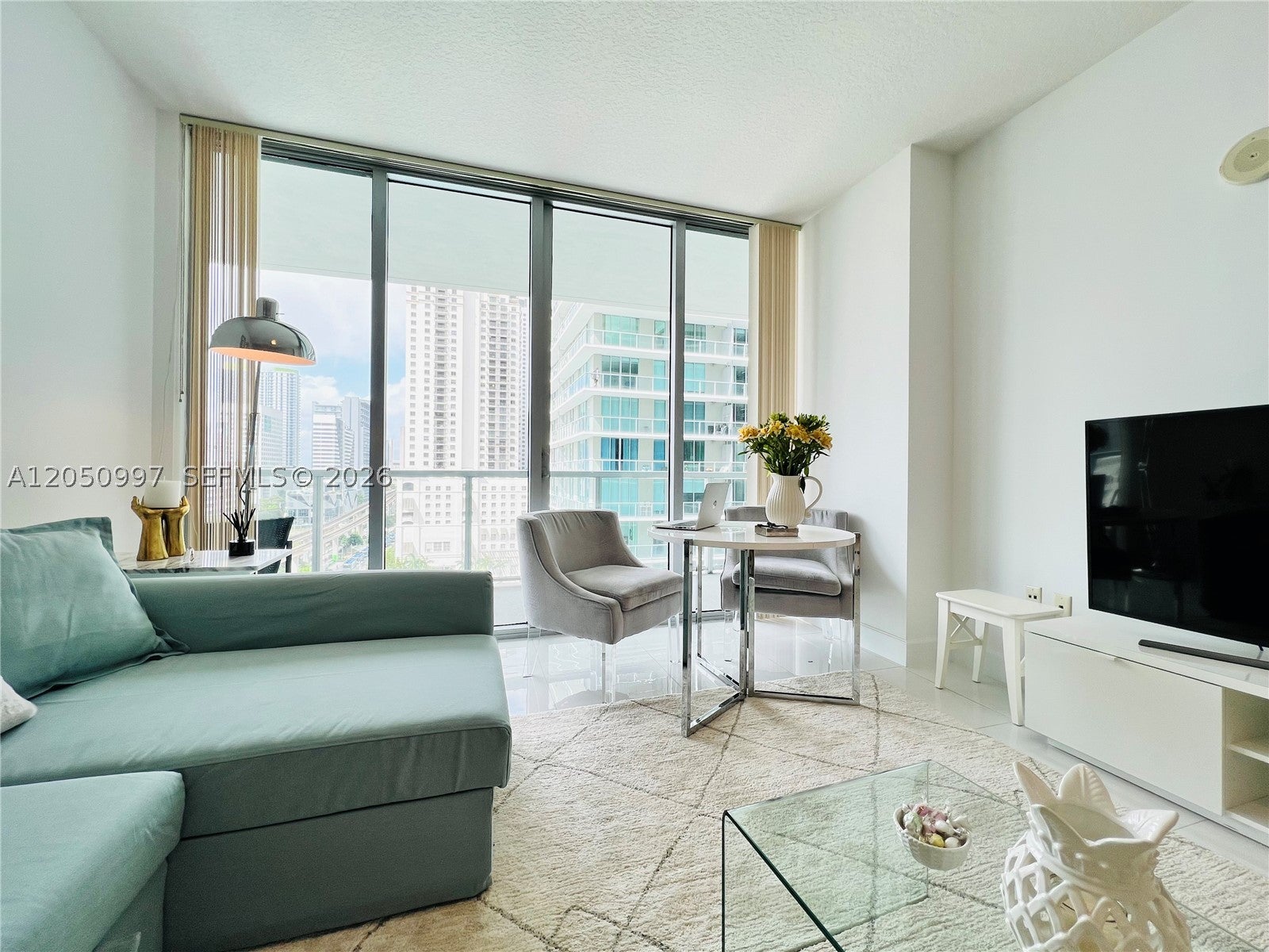 79 SW 12th St 1510-S