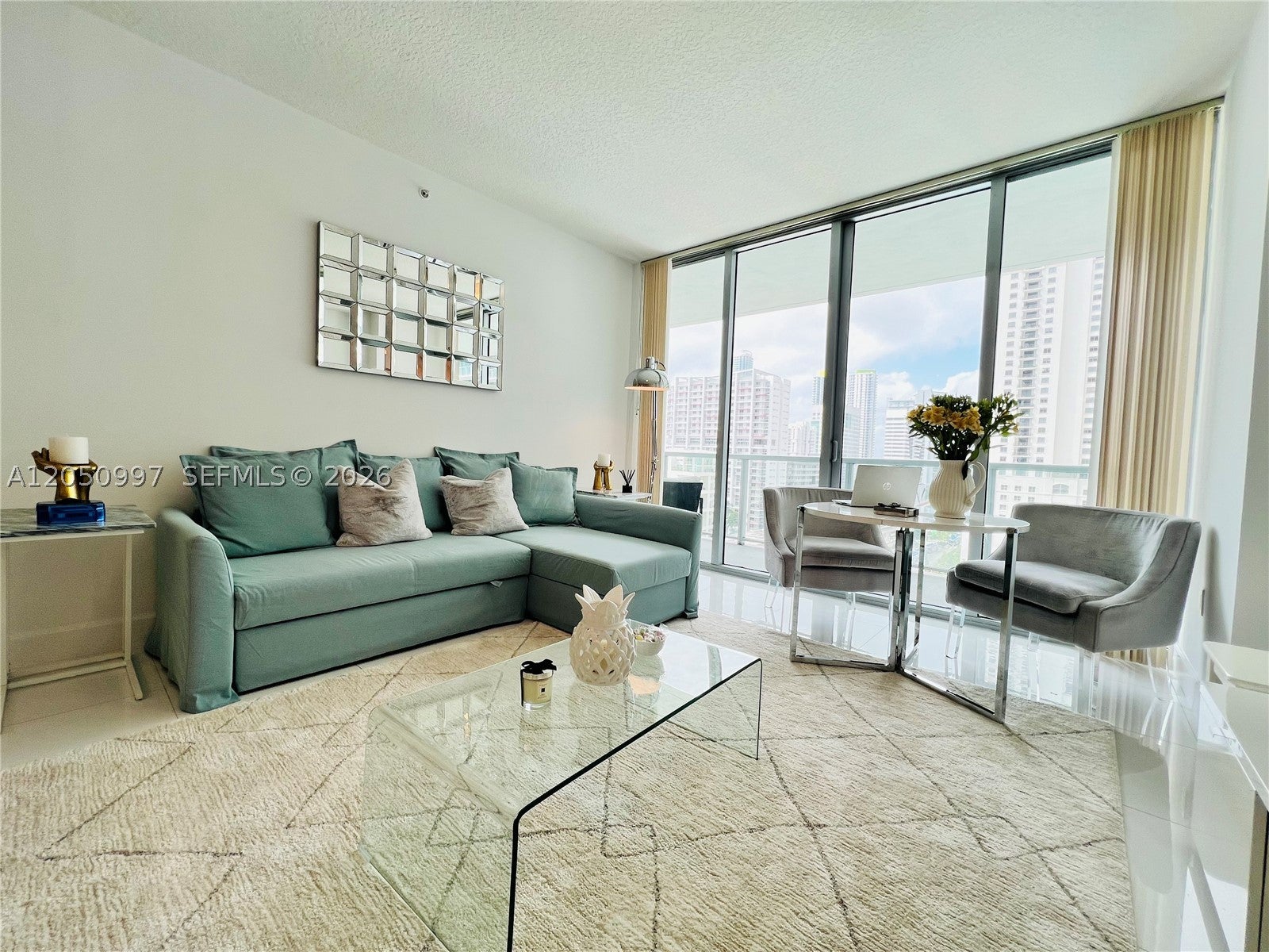 79 SW 12th St 1510-S