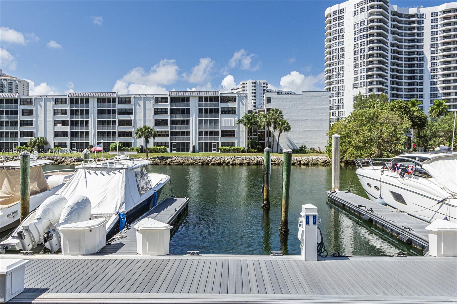 MYSTIC POINTE MARINA COND - Land