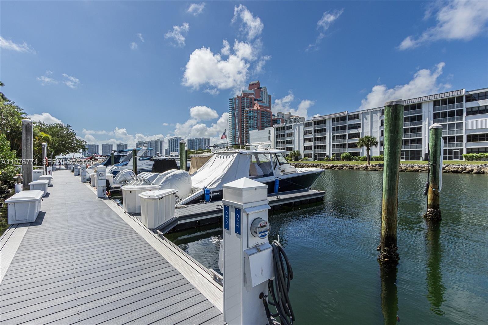 MYSTIC POINTE MARINA COND - Land