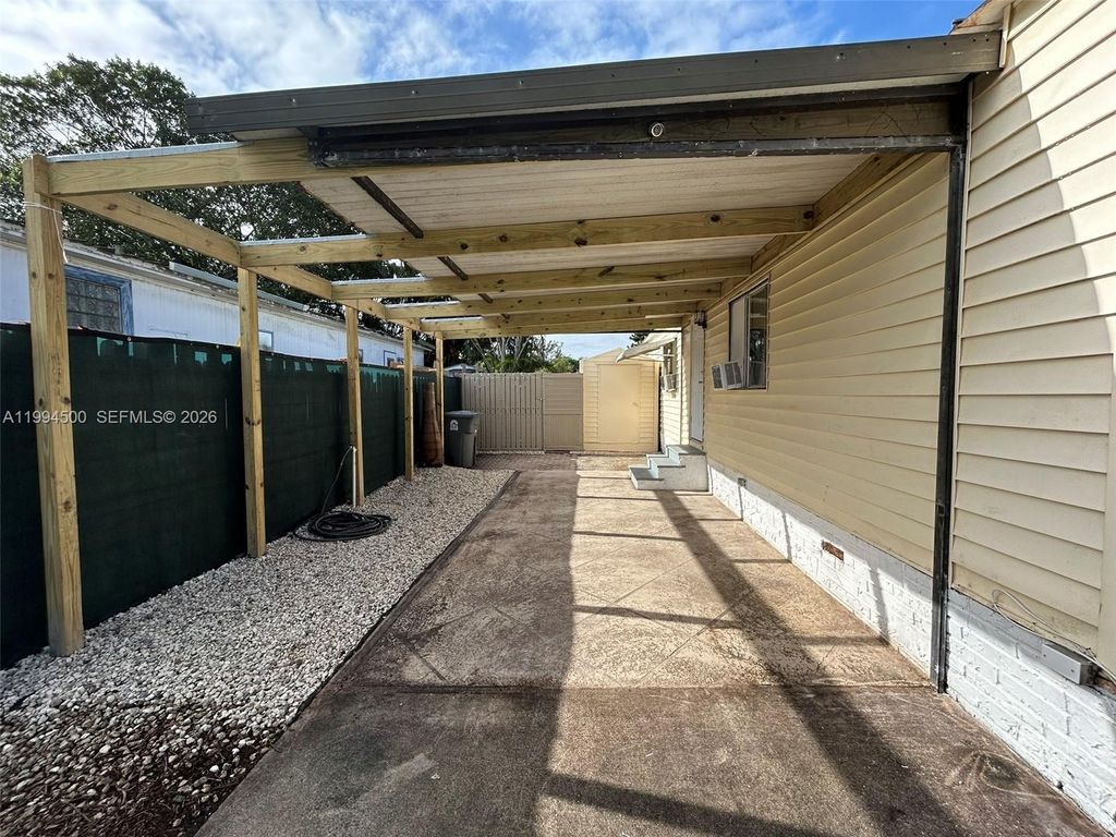 Photo of 11942 N Branch Rd #-, Boca Raton, FL 33428 (MLS # A11994500)